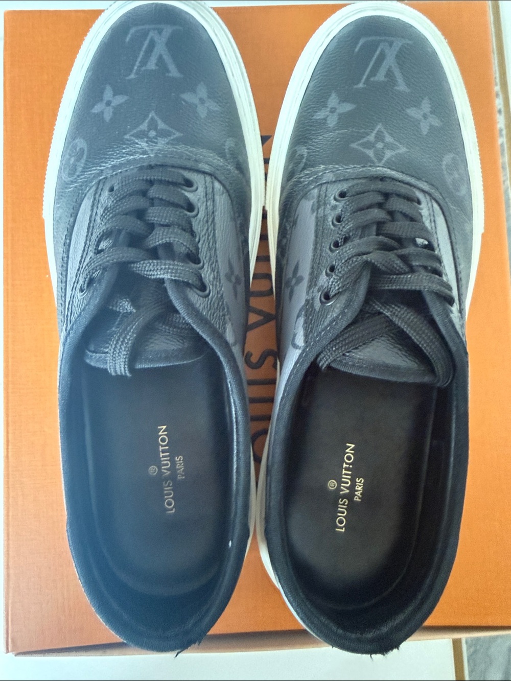 Louis Vuitton Black Monogram Leather Low-Top Sneakers with White Sole - Picture 7 of 7